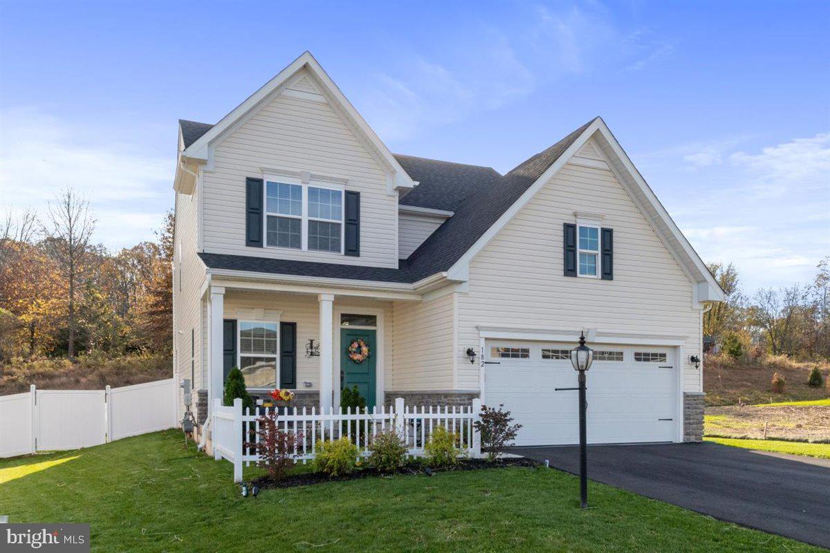 182 Pixie Moss Road Pottstown, PA 19464 - Photo 3 of 47 Gallery Image 3