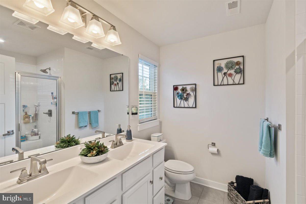 182 Pixie Moss Road Pottstown, PA 19464 - Photo 27 of 47 Master Bathroom