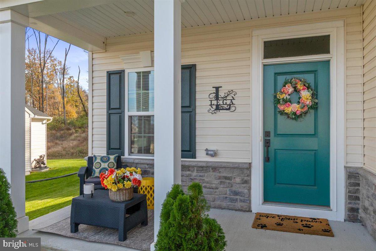 182 Pixie Moss Road Pottstown, PA 19464 - Photo 4 of 47 Porch