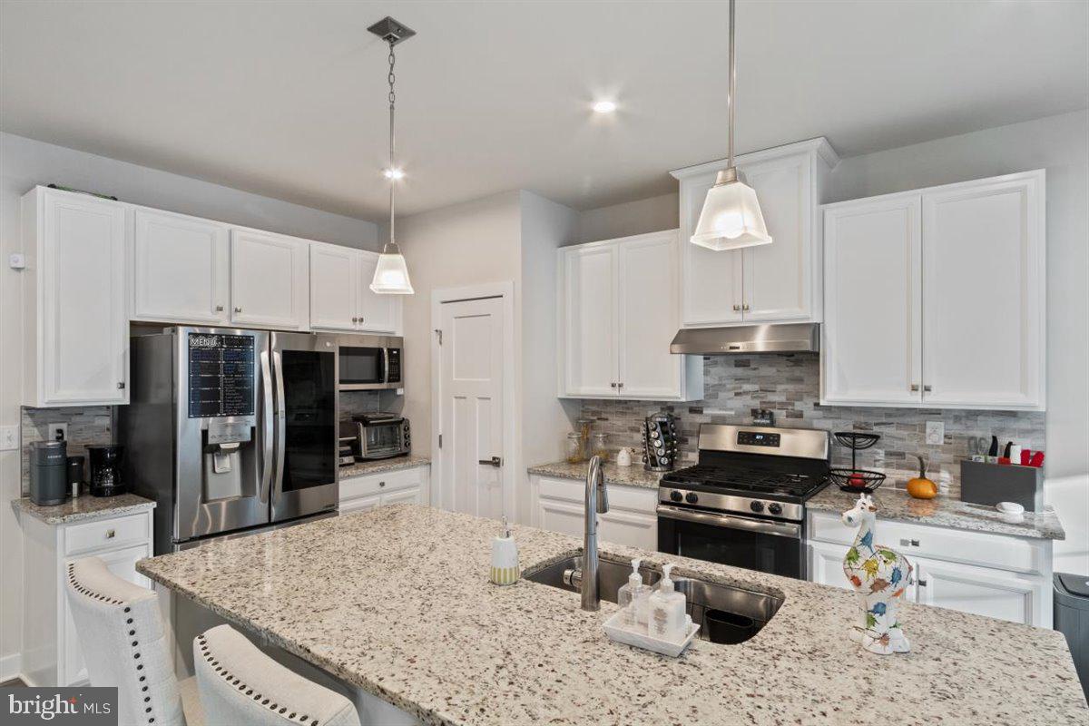 182 Pixie Moss Road Pottstown, PA 19464 - Photo 10 of 47 Kitchen
