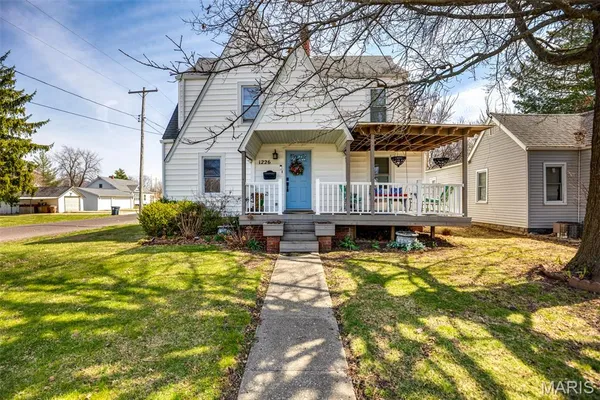 $180,000 | 1226 North Van Buren Street, Litchfield, IL 62056