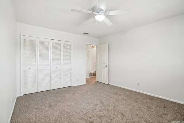 $2,400 | 6106 Vance Jackson Road, Unit 42, San Antonio, TX 78230