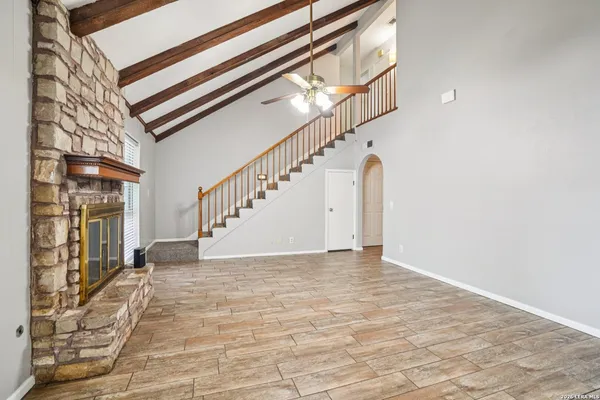 $2,400 | 6106 Vance Jackson Road, Unit 42, San Antonio, TX 78230