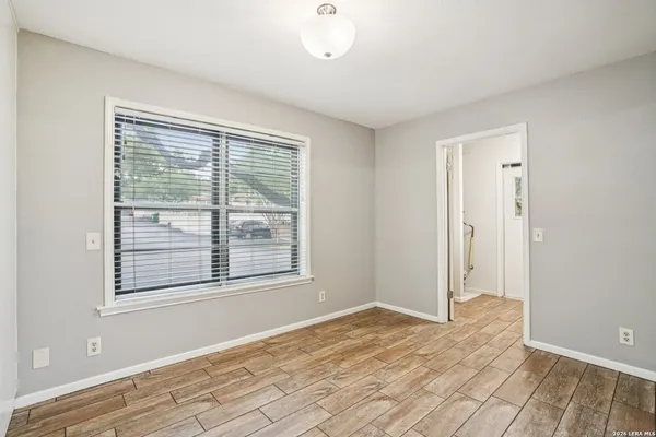 $2,400 | 6106 Vance Jackson Road, Unit 42, San Antonio, TX 78230