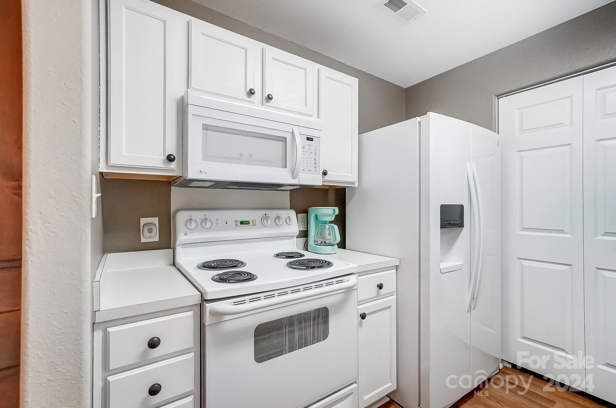 3962 Town Center Road Harrisburg, NC 28075 - Photo 11 of 44 Gallery Image 11