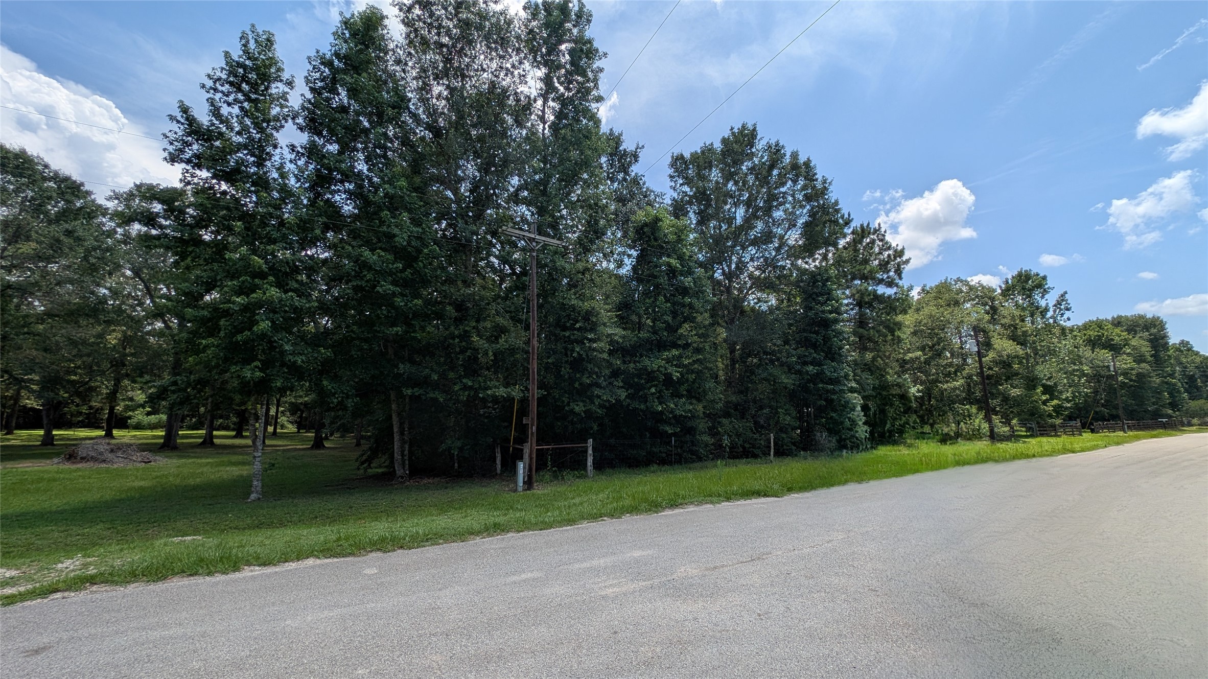 0 Weaver Lane Conroe, TX 77303 - Photo 5 of 5 a view of a park