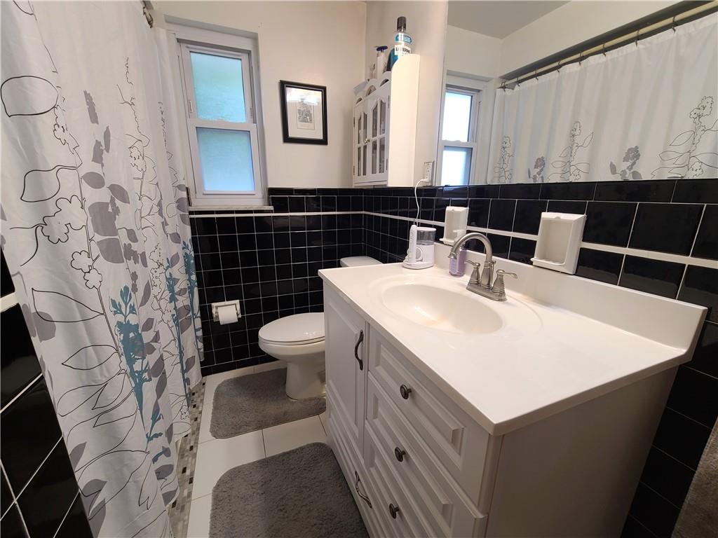 2399 Foster Road White Oak, PA 15131 - Photo 11 of 25 Gallery Image 11