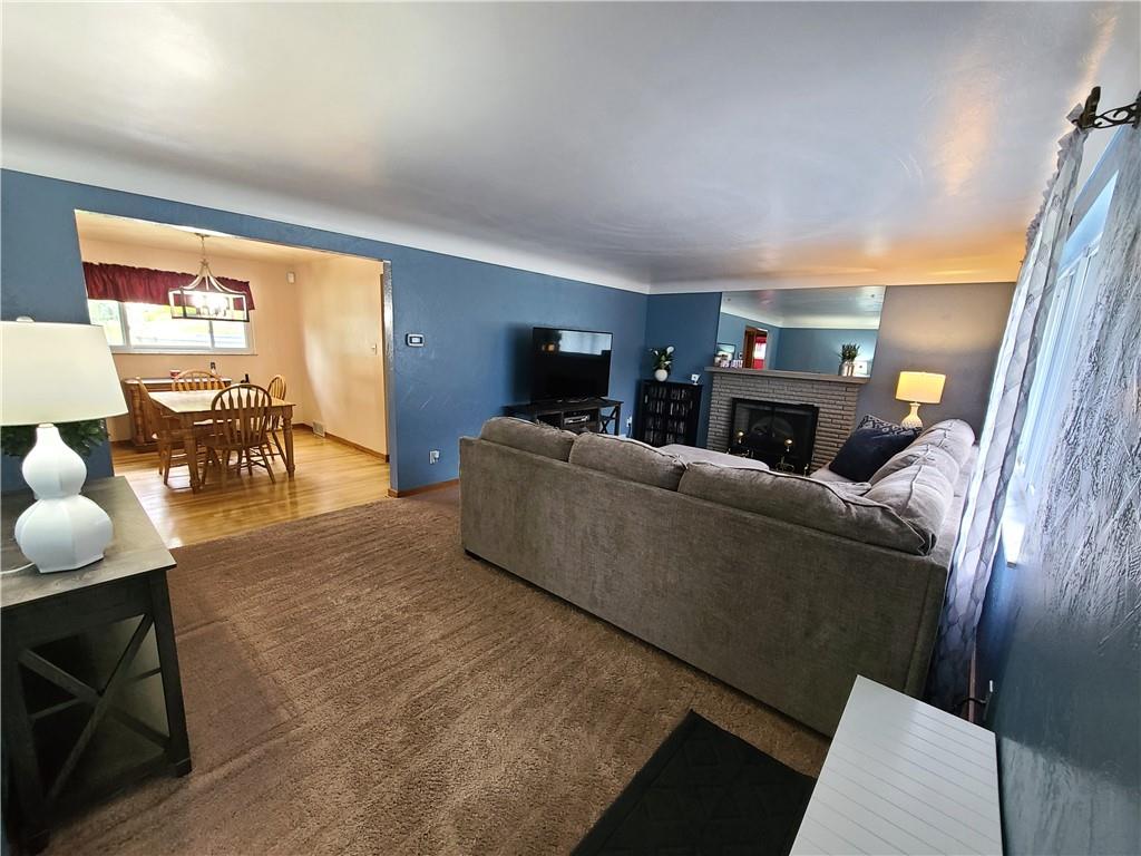 2399 Foster Road White Oak, PA 15131 - Photo 4 of 25 Gallery Image 4