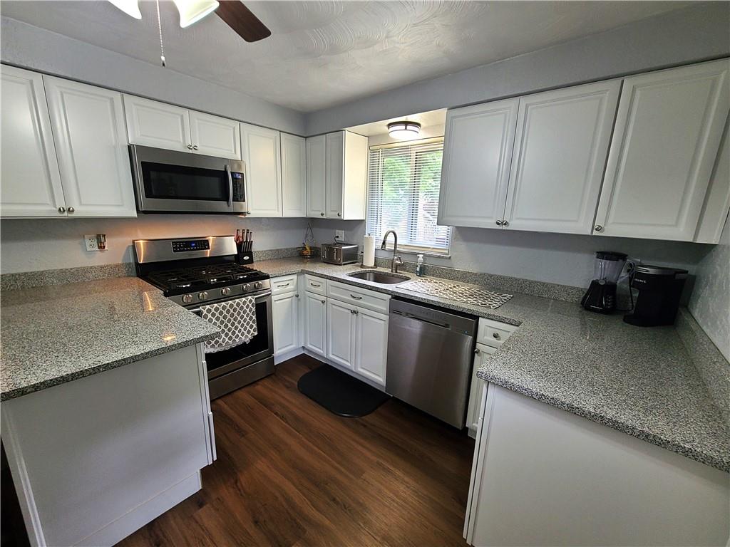 2399 Foster Road White Oak, PA 15131 - Photo 8 of 25 Gallery Image 8