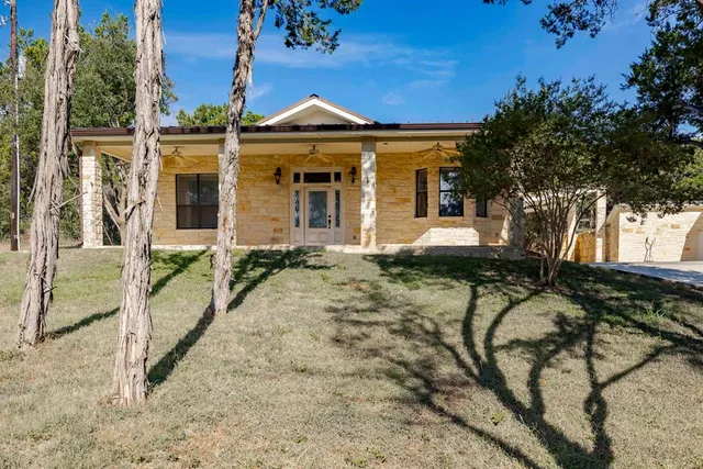 $1,195,000 | 2180 Medina Highway, Kerrville, TX 78028