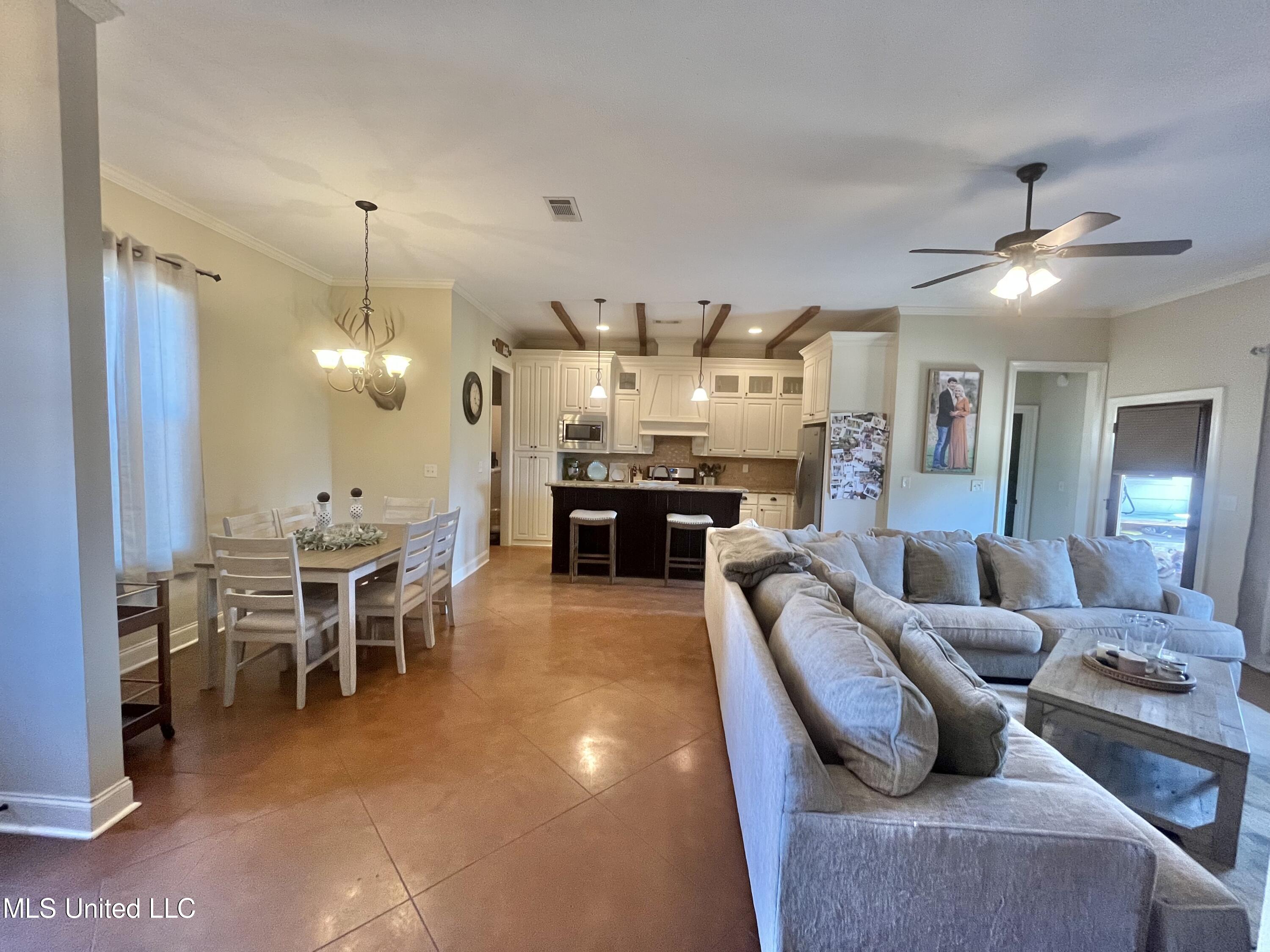 112 Fairwind Way Madison, MS 39110 - Photo 3 of 19 IMG_2282