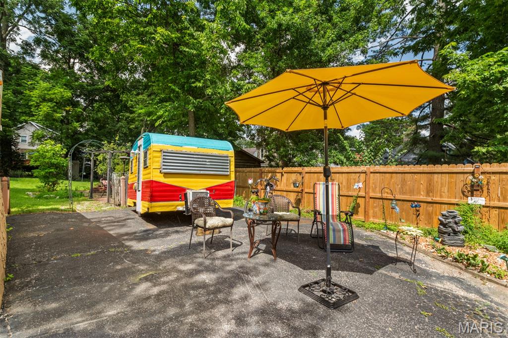 329 Stark Court Webster Groves, MO 63119 - Photo 53 of 63 Gallery Image 53