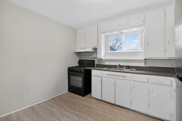 $119,900 | 200 South Elm Avenue, Jackson, MI 49203