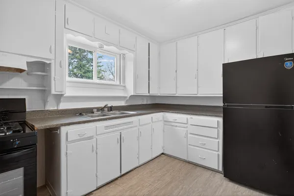 $119,900 | 200 South Elm Avenue, Jackson, MI 49203