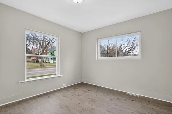 $119,900 | 200 South Elm Avenue, Jackson, MI 49203