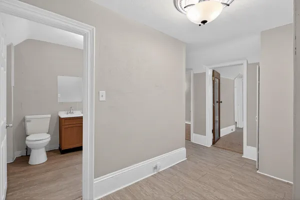 $119,900 | 200 South Elm Avenue, Jackson, MI 49203