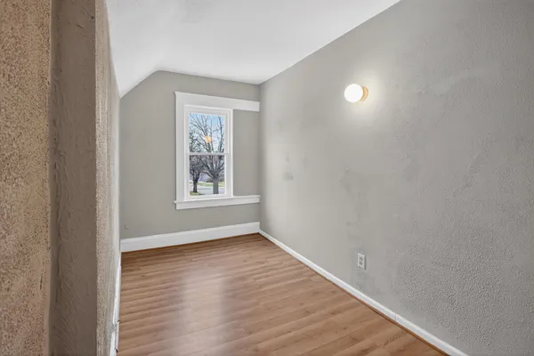 $119,900 | 200 South Elm Avenue, Jackson, MI 49203