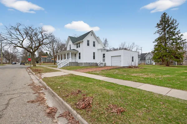 $119,900 | 200 South Elm Avenue, Jackson, MI 49203