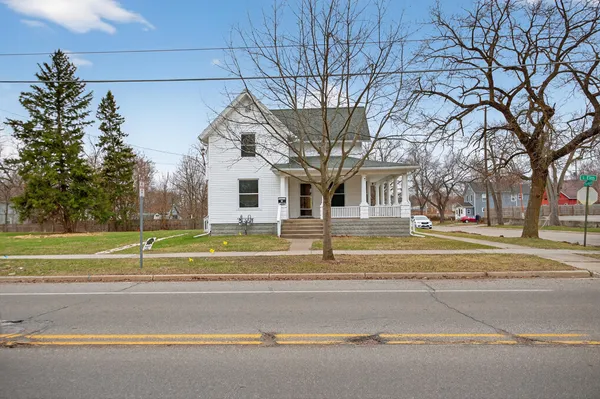 $119,900 | 200 South Elm Avenue, Jackson, MI 49203