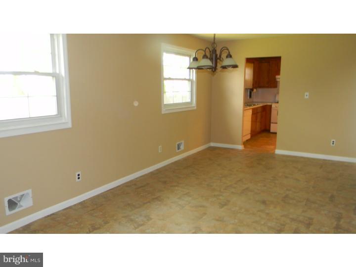 41 Elmont Road Hamilton, NJ 08610 - Photo 4 of 10 Dining Room