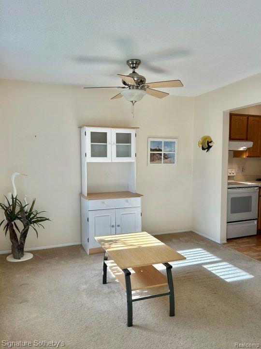 5263 Highland Road, Unit 109 Waterford, MI 48327 - Photo 2 of 13 Gallery Image 2