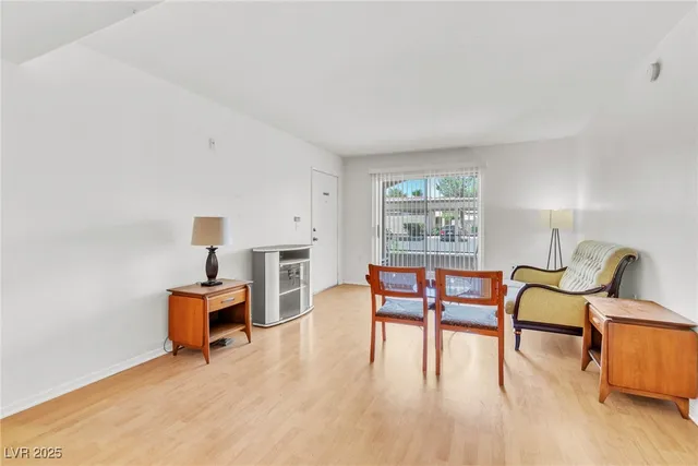 $1,275 | 7885 West Flamingo Road, Unit 1059, Las Vegas, NV 89147