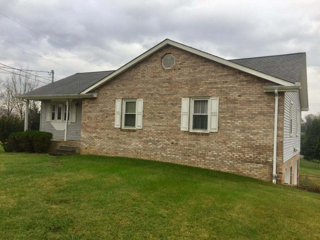 103 Hollow View Road Gray, TN 37615 - Photo 3 of 36 Photo 3