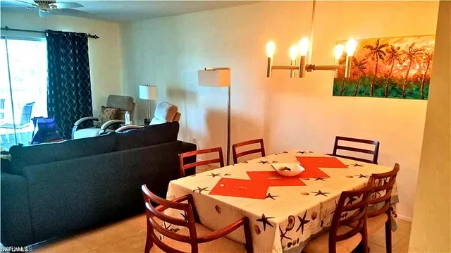 $2,000 | 1075 Foxfire Lane, Unit 309, Naples, FL 34104