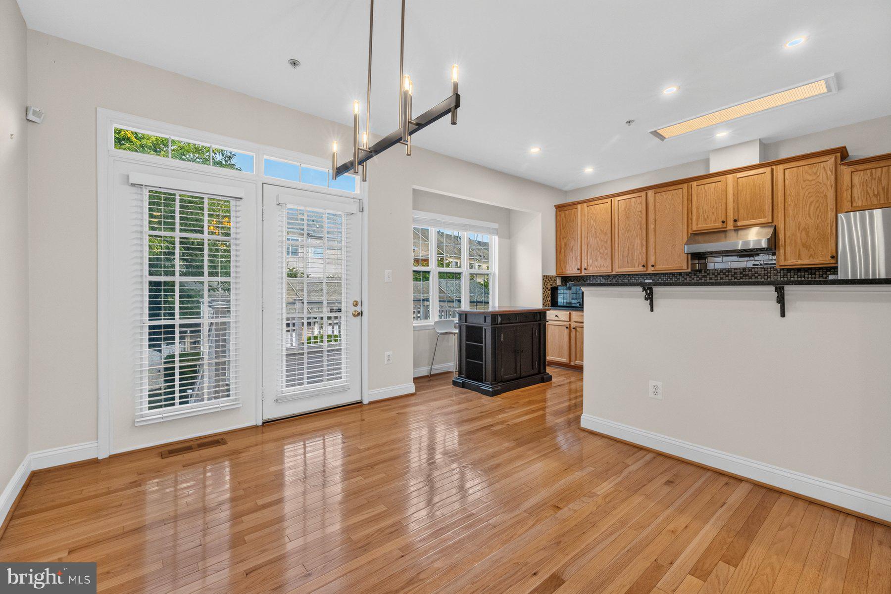 1031 Gaither Road Rockville, MD 20850 - Photo 12 of 37 Gallery Image 12