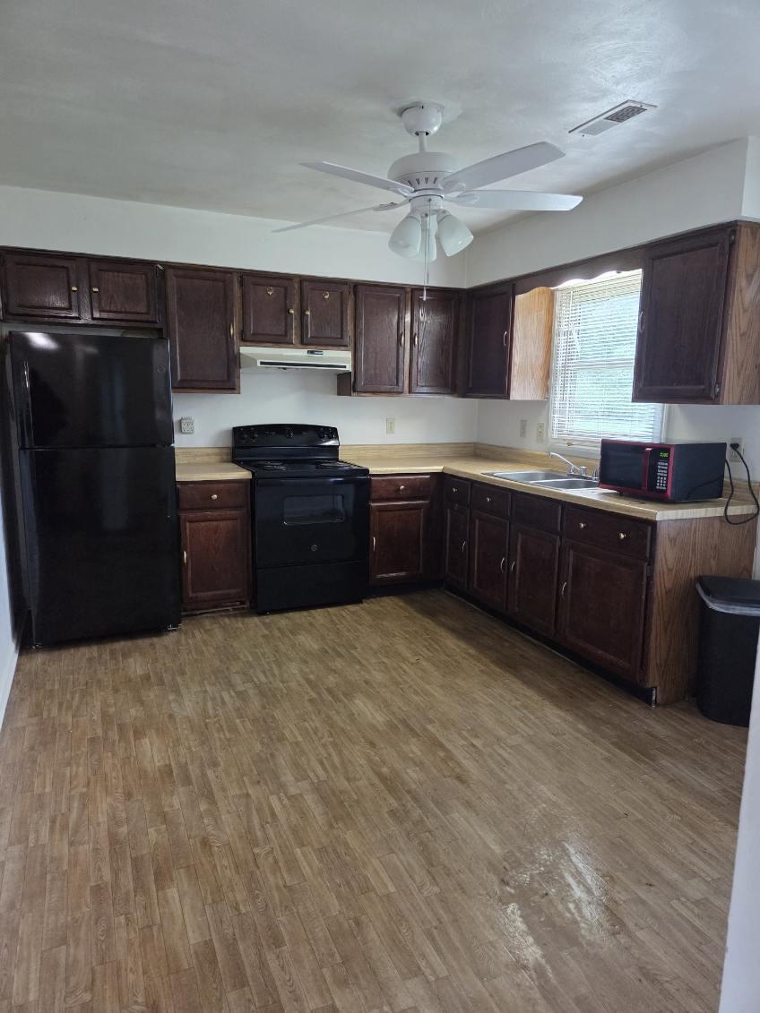 226 Rutherford Court Northwest Roanoke, VA 24016 - Photo 4 of 12 ME183f8ea492a0697a237a49a61914e195