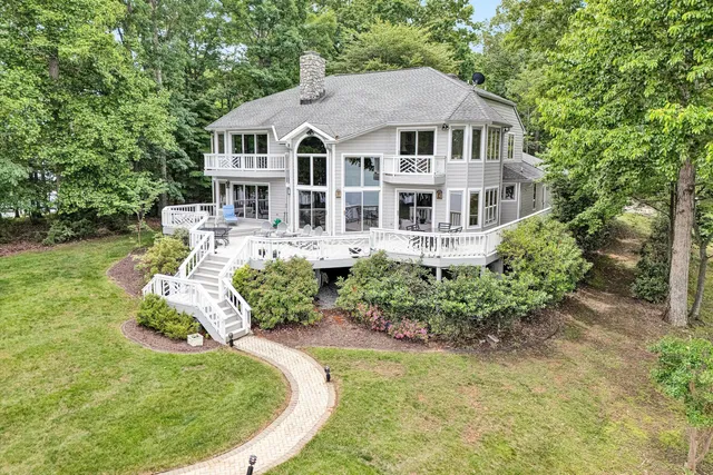 $2,259,000 | 217 Anthony Home Road, Huddleston, VA 24104