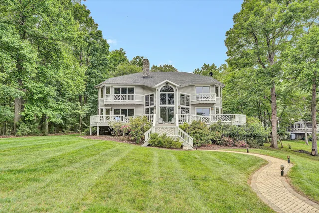 $2,259,000 | 217 Anthony Home Road, Huddleston, VA 24104