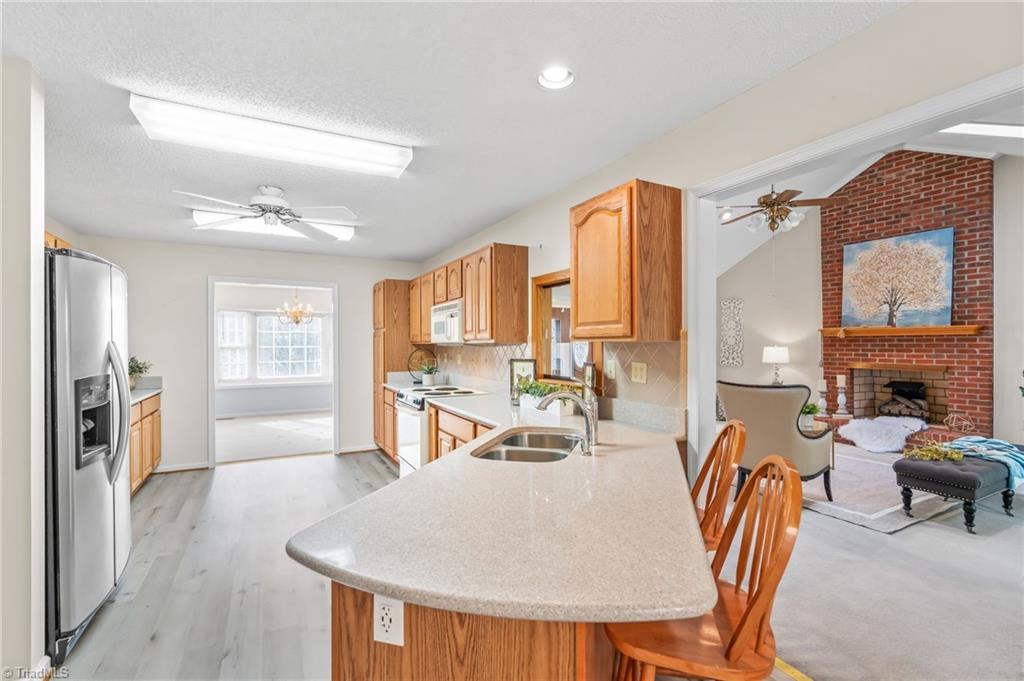 9 Pilot Circle Greensboro, NC 27407 - Photo 14 of 50 Perfect Coffee Bar or serving space