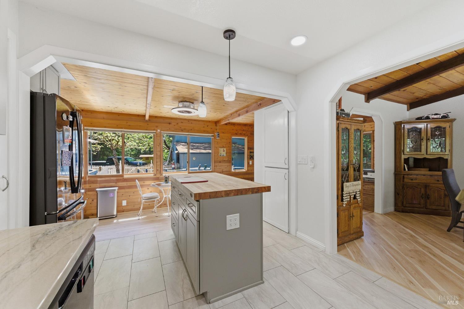 31300 Sherwood Road Willits, CA 95490 - Photo 8 of 57