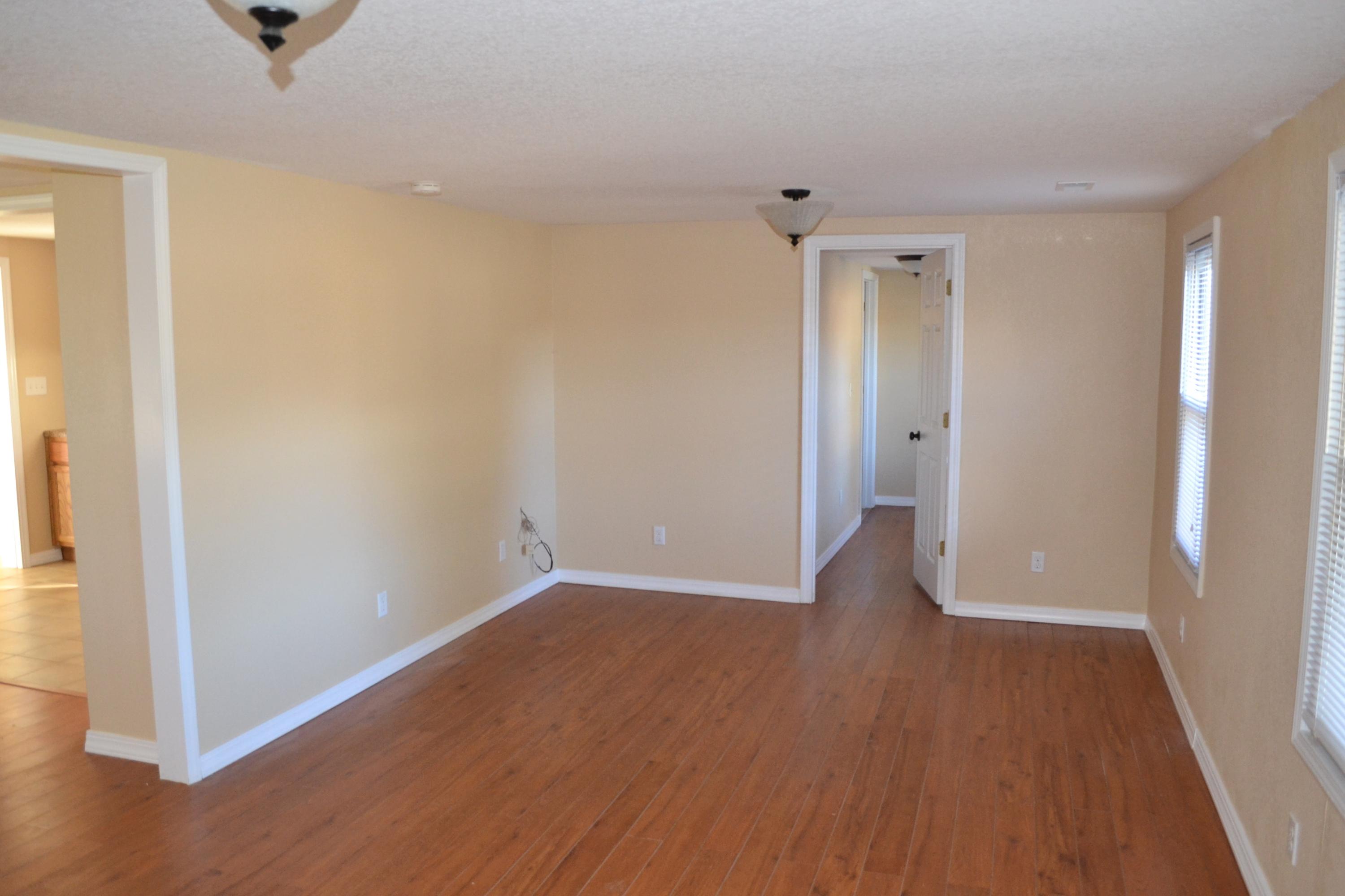 539 Shoemake Road Crossville, TN 38571 - Photo 2 of 14 DSC_0148