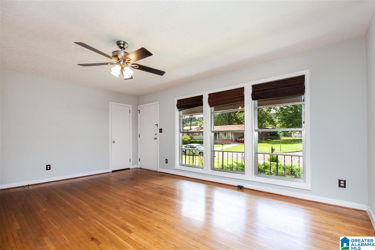 1824 Briar Meadow Road Birmingham, AL 35210 - Photo 8 of 32