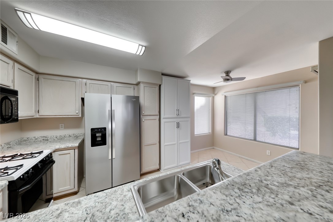 3425 East Russell Road, Unit 147 Las Vegas, NV 89120 - Photo 16 of 33