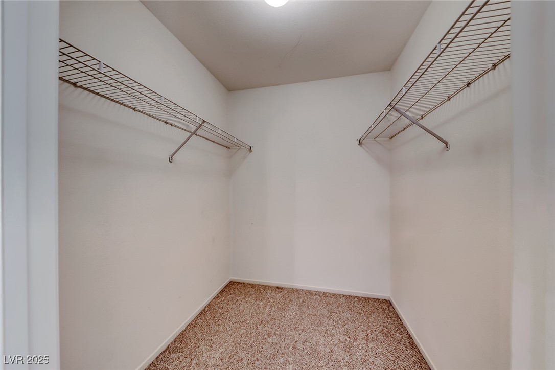 3425 East Russell Road, Unit 147 Las Vegas, NV 89120 - Photo 20 of 33 Primary bedroom