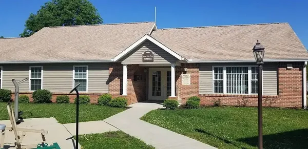 $570 | 975 Monroe Street, Bellevue, OH 44811
