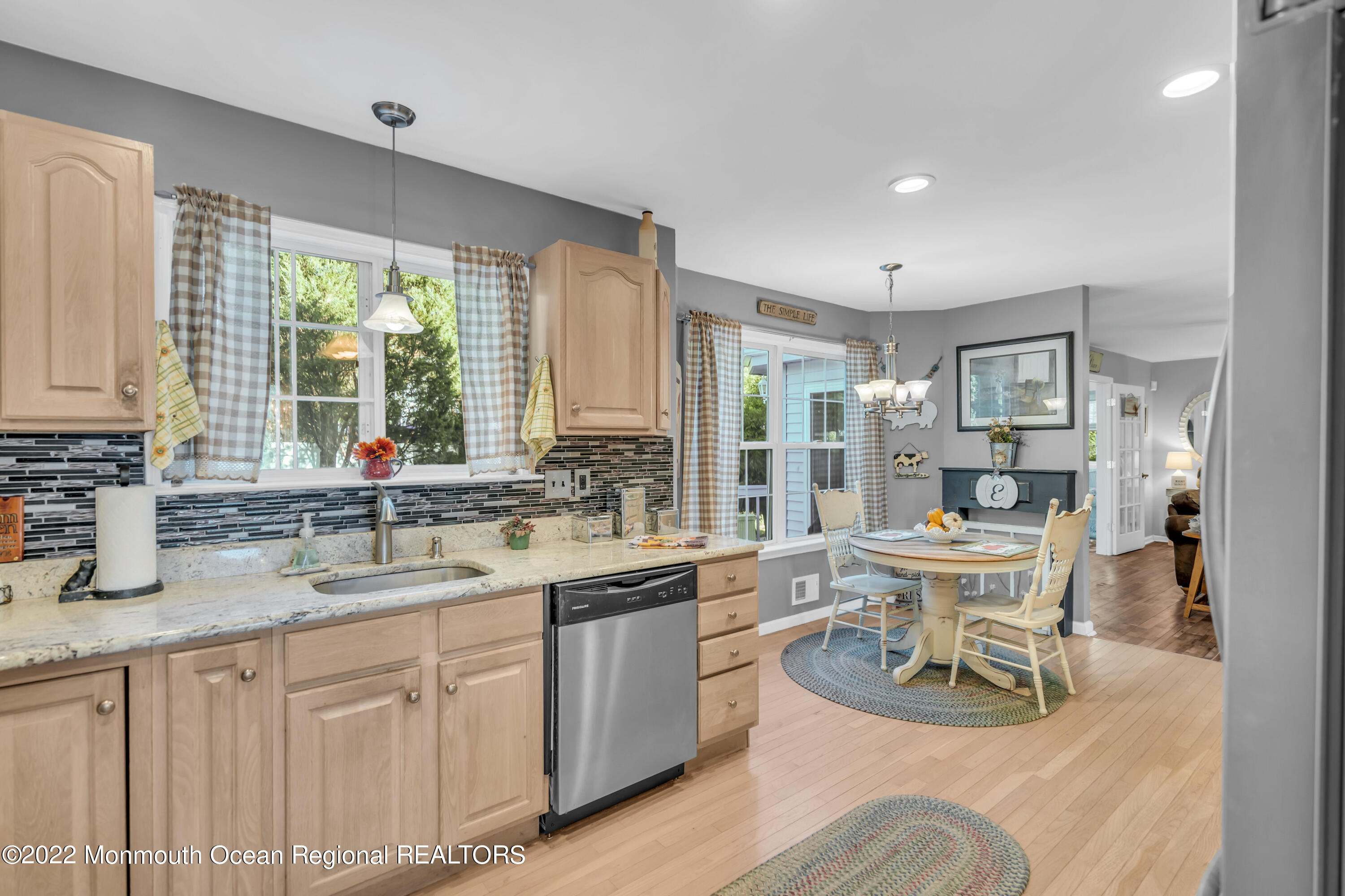 124 Compass Road Manahawkin, NJ 08050 - Photo 15 of 36 015_dsc00089