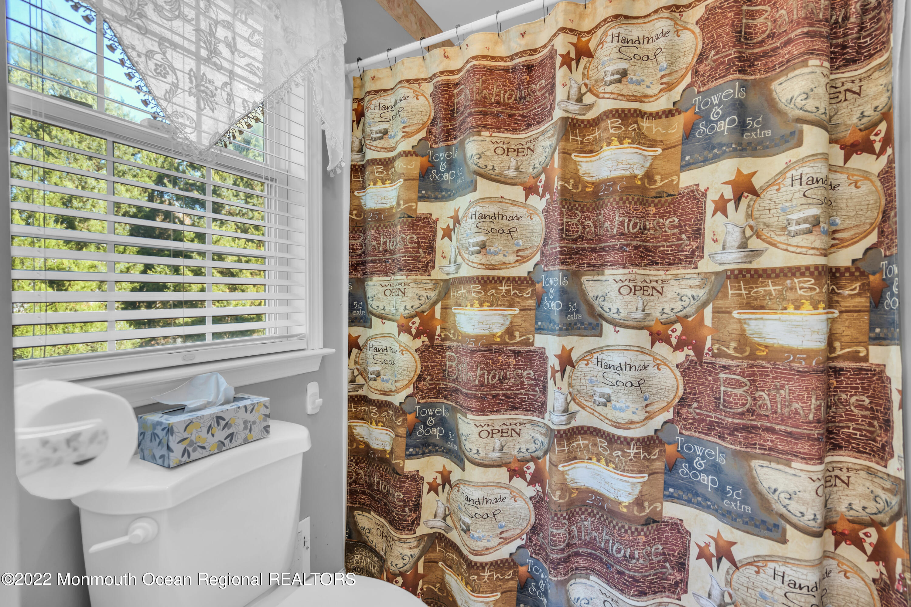 124 Compass Road Manahawkin, NJ 08050 - Photo 23 of 36 023_dsc00195