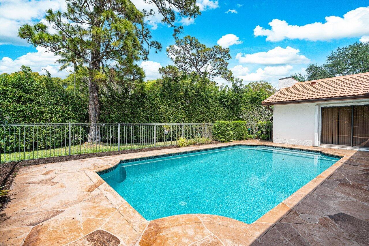 3663 Northwest 24th Way Boca Raton, FL 33431 - Photo 27 of 49 3663 NW 24th Way - Millpond