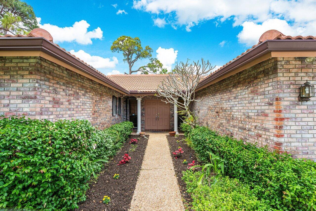 3663 Northwest 24th Way Boca Raton, FL 33431 - Photo 5 of 49 3663 NW 24th Way - Millpond