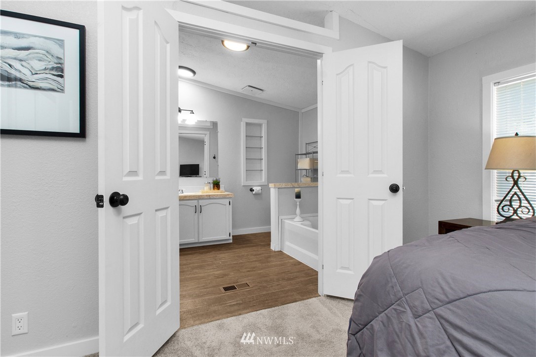 18344 Elaine Court Southwest Rochester, WA 98579 - Photo 11 of 20 Gallery Image 11