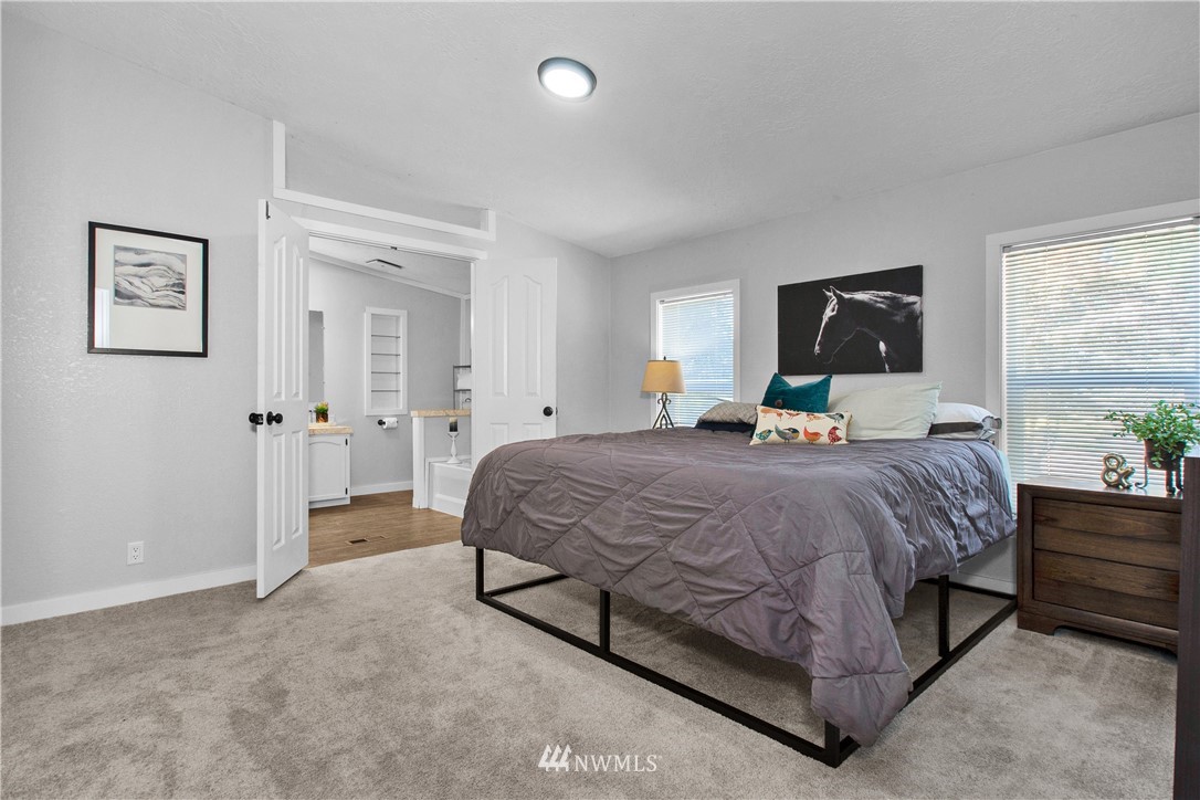 18344 Elaine Court Southwest Rochester, WA 98579 - Photo 10 of 20 Gallery Image 10