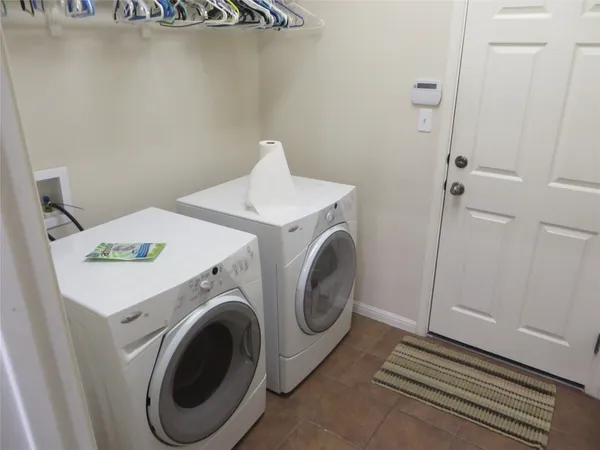 $2,095 | 2124 Callingwood Drive, Austin, TX 78754