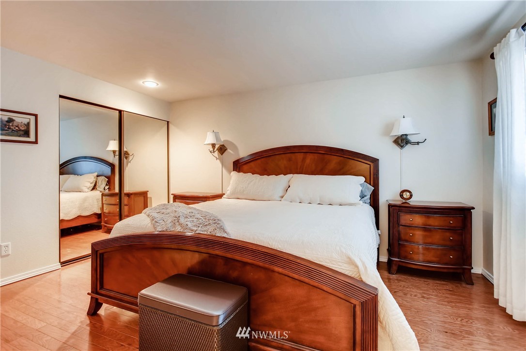 14306 151st Place Southeast Renton, WA 98059 - Photo 12 of 25