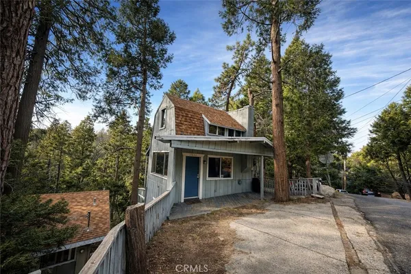 $274,999 | 23622 Scenic Drive, Crestline, CA 92325