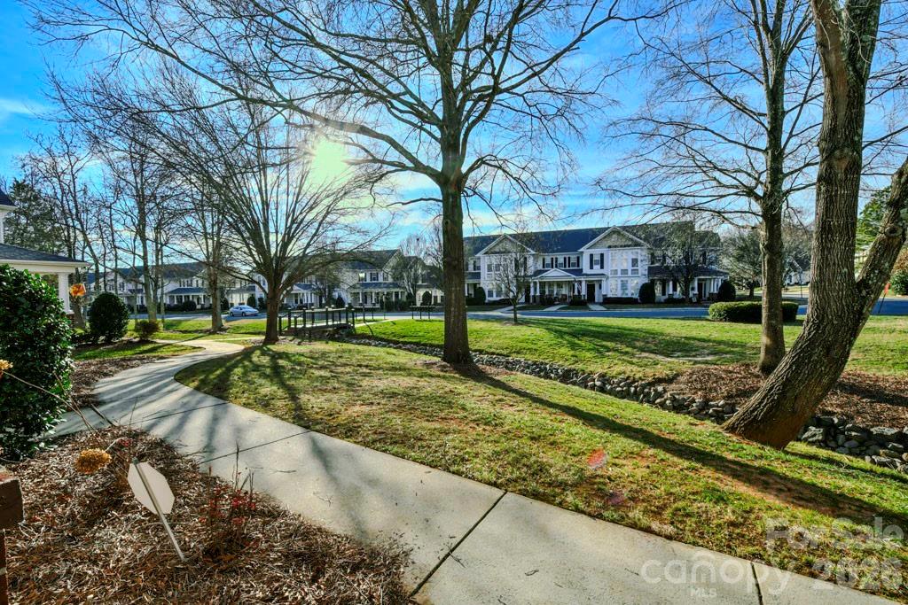 2080 Gable Way Lane Matthews, NC 28104 - Photo 2 of 23