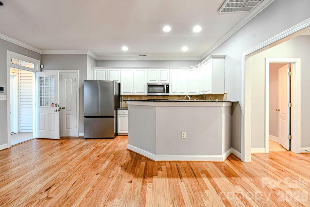 2080 Gable Way Lane Matthews, NC 28104 - Photo 8 of 23